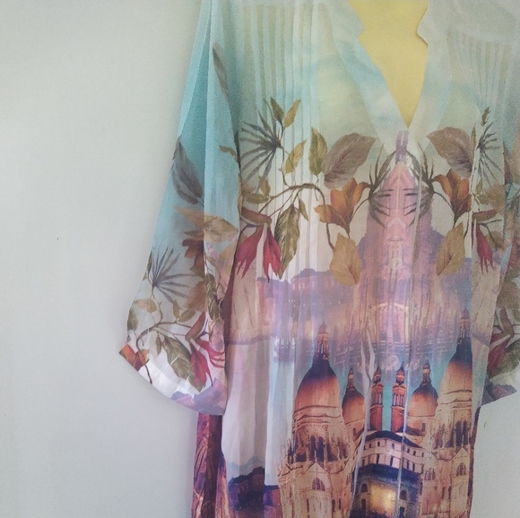 Top / Sale 5 for $20 🎈 - Picture 3 of 4